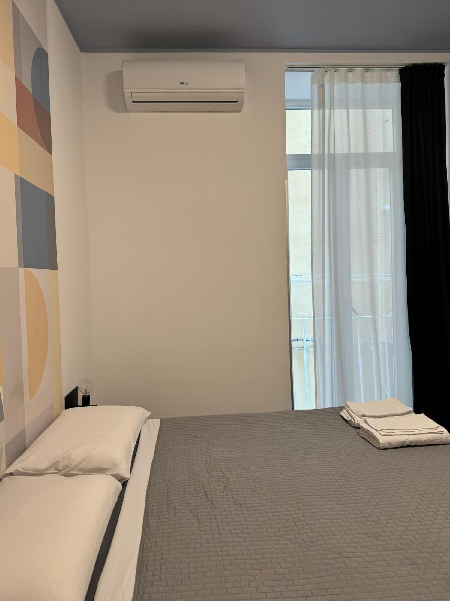 Sleep Inn Toledo - Self Check-In Neapel Exteriör bild